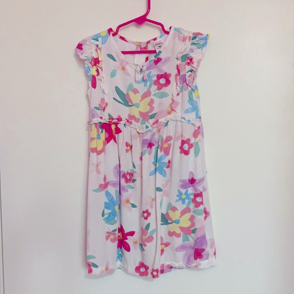 Toddler girl’s lightweight floral dress